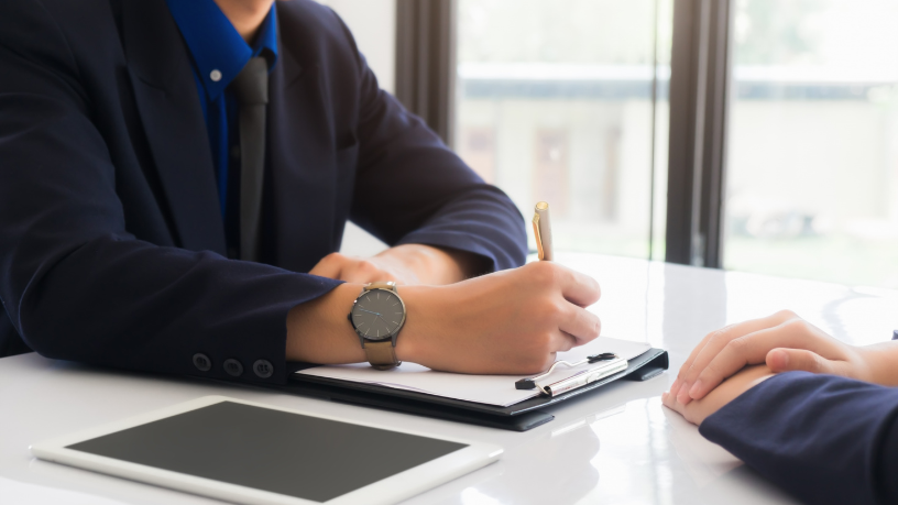 O impacto invisível das primeiras impressões influencia decisões e relacionamentos profissionais. Vitor Barreto Moreira destaca como detalhes fazem diferença nas oportunidades.